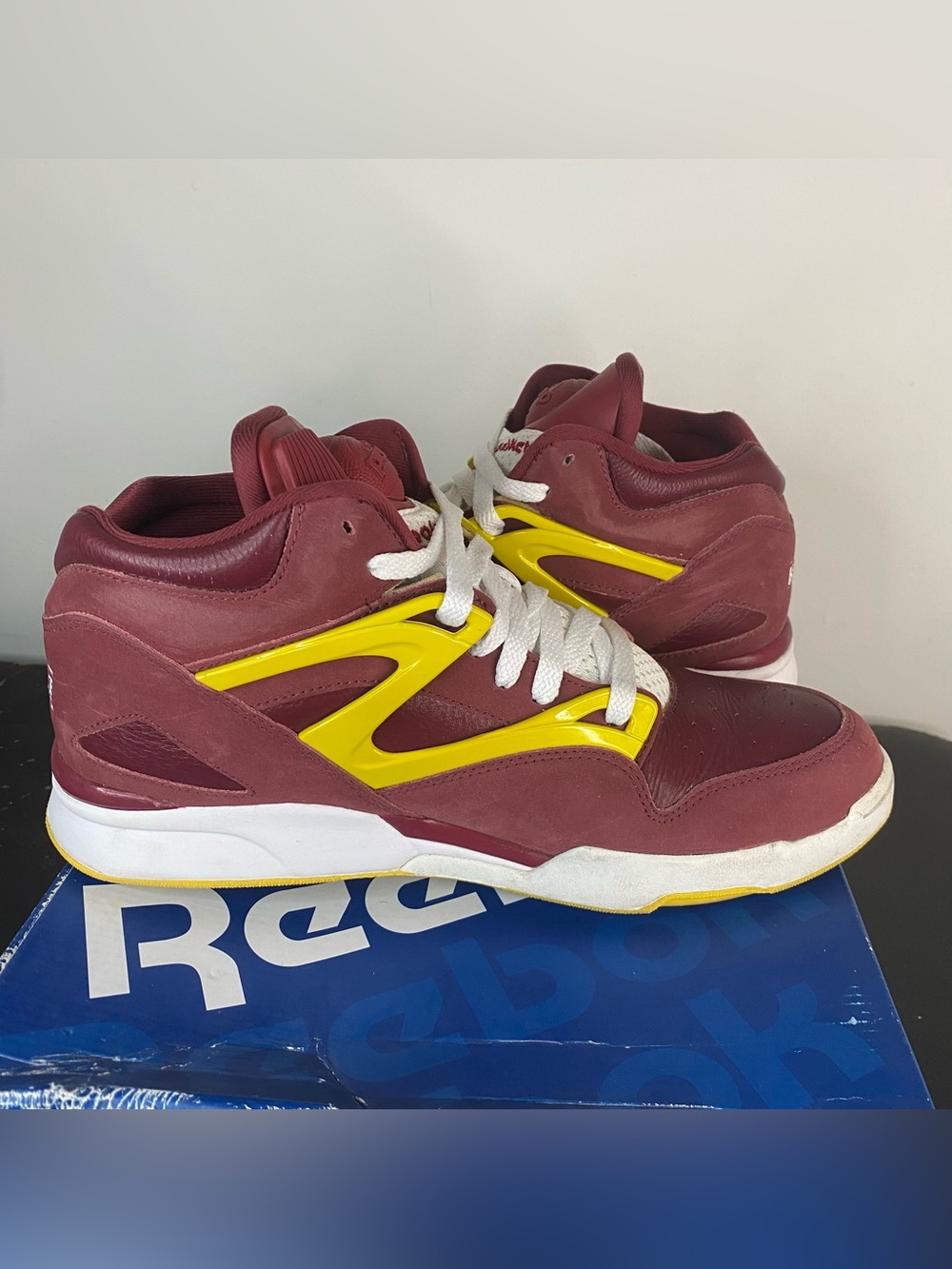 RARE Size 11 - Reebok Pump Omni Lite Burgundy Gold Yellow - Picture 6 of 10